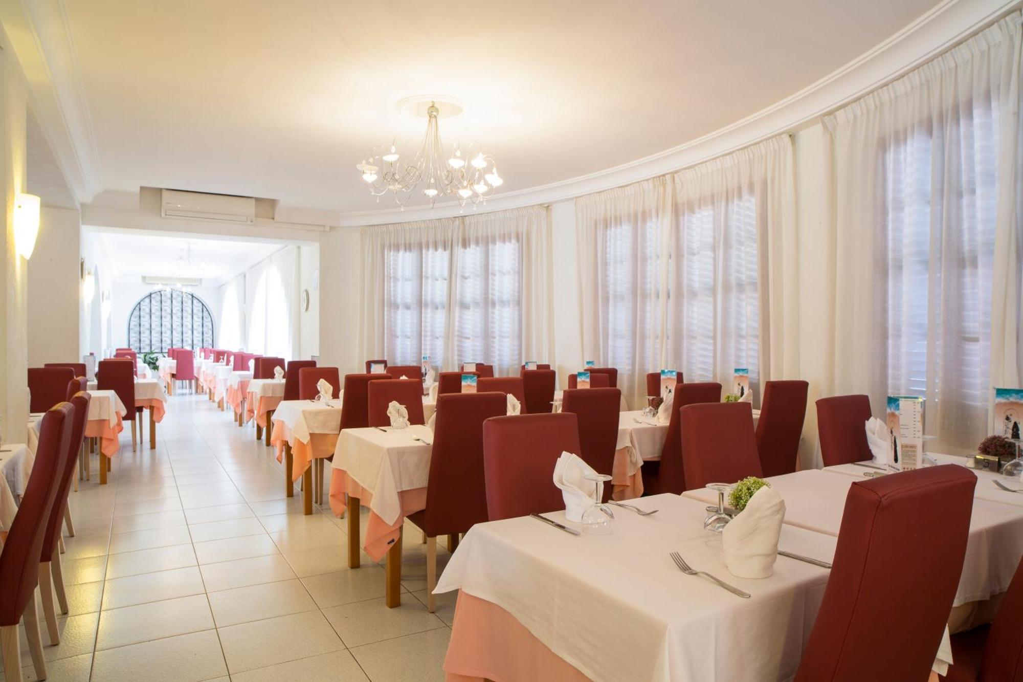 Hotel Ses Savines 샌안토니오 외부 사진